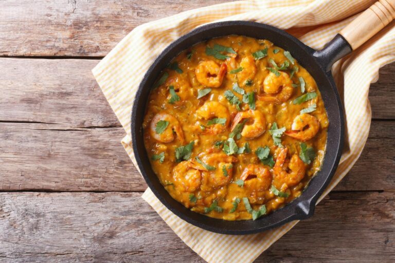 CURRY DE CREVETTES AU LAIT DE COCO